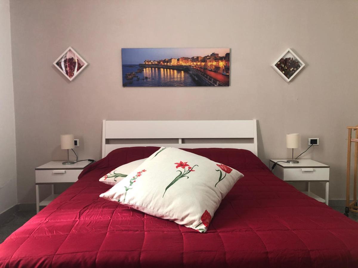 A Casa Di Giu B&B Сиракузы Экстерьер фото