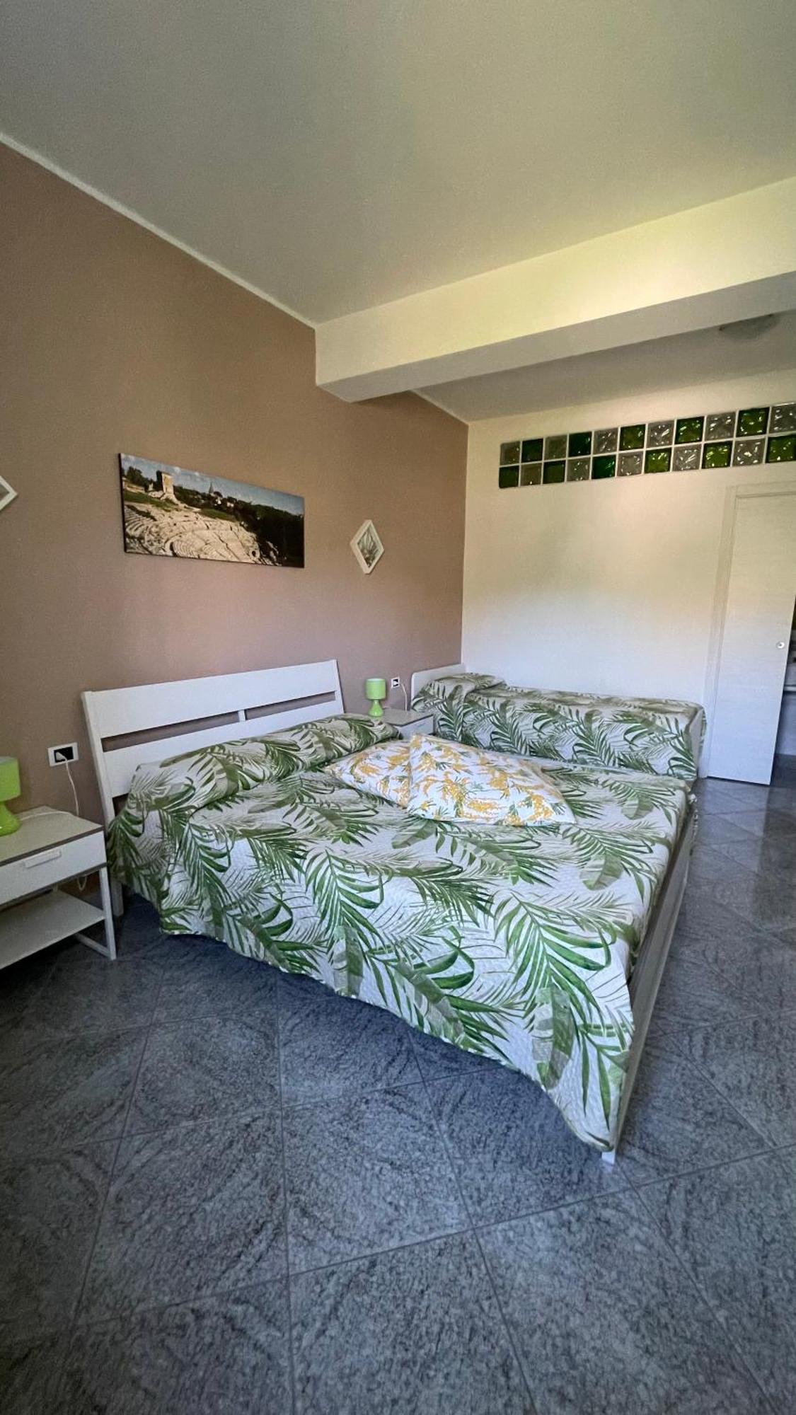 A Casa Di Giu B&B Сиракузы Экстерьер фото